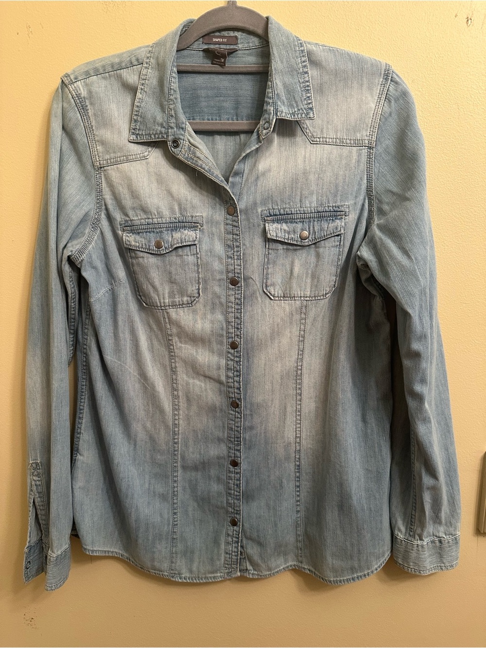 Eddie Bauer Shaped Fit Chambray Snap Button Shirt Women's Medium Tall Weste 1155 - Picture 2 of 9